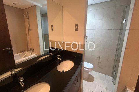 Lakás itt: Downtown Dubai (Downtown Burj Dubai), Dubai, EAE, 2 hálószoba, 152 m², azonosító: 627257 - fénykép 17