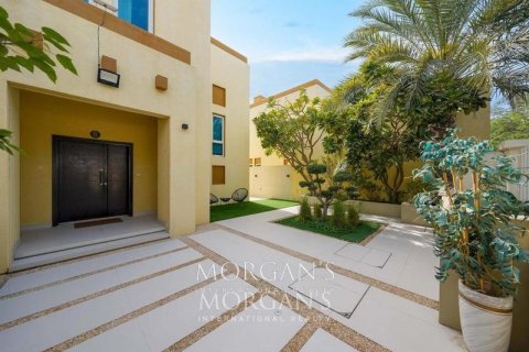 Willa do wynajęcia w Jumeirah Park, Dubai, ZEA 3 sypialnie, 611.1 mkw., nr 591026 - zdjęcie 17