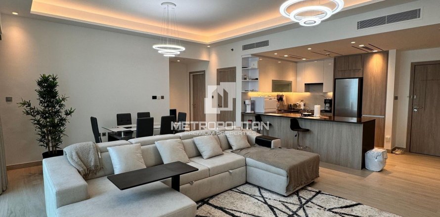 Jumeirah Lake Towers, Dubai, UAE의 아파트 침실 1개, 100제곱미터 번호 542863