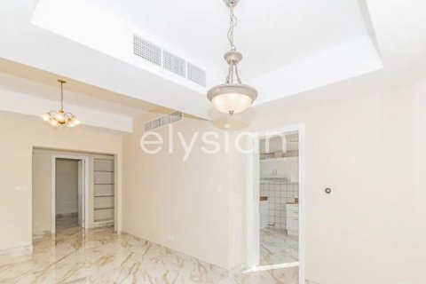 Vila v The Springs, Dubai, SAE 3 ložnice, 434 m² Č.: 600309 - fotografie 14