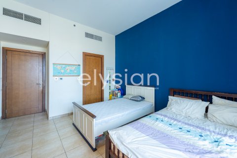 דירה להשכרה ב Palm Jumeirah, Dubai, איחוד האמירויות  2 חדרי שינה, 173 מ"ר, מספר 586206 - תמונה 11
