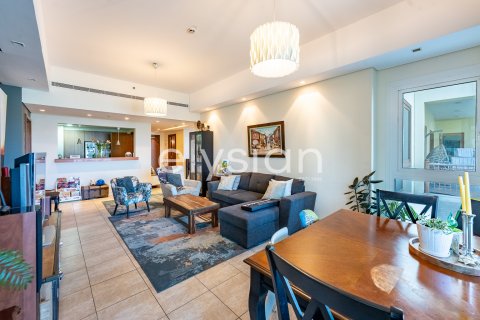 דירה להשכרה ב Palm Jumeirah, Dubai, איחוד האמירויות  2 חדרי שינה, 173 מ"ר, מספר 586206 - תמונה 3