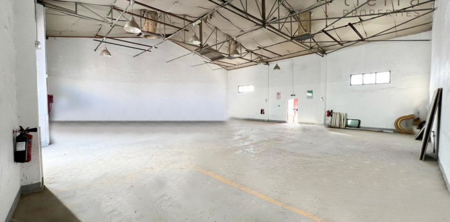 Komerčná nehnuteľnosť v Al Quoz, Dubai, SAE 1021.9 m2 č. 456880