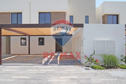 Kaupunkipientalo Yas Island, Abu Dhabi, Arabiemiraatit 3 makuuhuonetta, 202.5 m2 № 580555