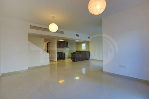 Βίλα σε Al Reef, Abu Dhabi, ΗΑΕ 4 υπνοδωμάτια, 265.3 τ.μ. Αρ. 407354 - φωτογραφία 4