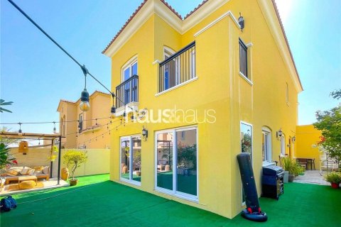 Müüa villa asukohaga Dubai Land, Dubai, AÜE: 3 magamistoaga, 244 m² Nr 625454 - pilt 2