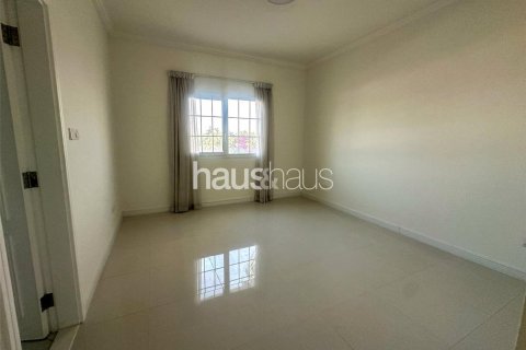 וילה להשכרה ב Al Barsha, Dubai, איחוד האמירויות 4 חדרי שינה, 324 מ"ר, מספר 627023 - תמונה 22