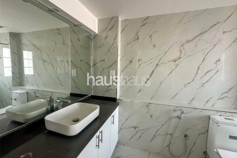 וילה להשכרה ב Al Barsha, Dubai, איחוד האמירויות 4 חדרי שינה, 324 מ"ר, מספר 627023 - תמונה 24