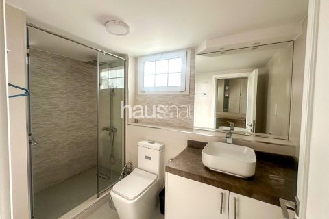 וילה להשכרה ב Al Barsha, Dubai, איחוד האמירויות 4 חדרי שינה, 324 מ"ר, מספר 627023 - תמונה 14