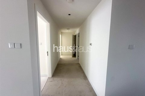 וילה להשכרה ב Al Barsha, Dubai, איחוד האמירויות 4 חדרי שינה, 324 מ"ר, מספר 627023 - תמונה 18