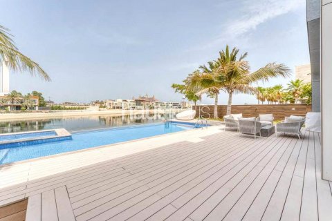 Villa sa Palm Jumeirah, Dubai, UAE 6 silid-tulugan, 1310 sq.m. № 627032 - larawan 18