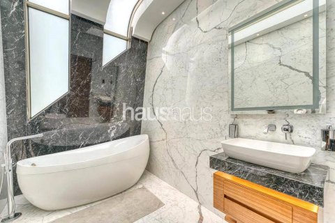Villa sa Palm Jumeirah, Dubai, UAE 6 silid-tulugan, 1310 sq.m. № 627032 - larawan 9