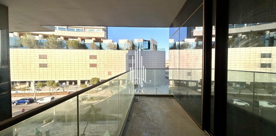 Apartment in Al Reem Island, Abu Dhabi, UAE 1 bedroom, 127.9 sq.m. № 535014