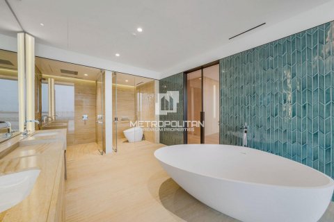 Vila u Jumeirah, Dubai, UAE 5 spavaćih soba, 1281 m2 Br. 593668 - fotografija 14
