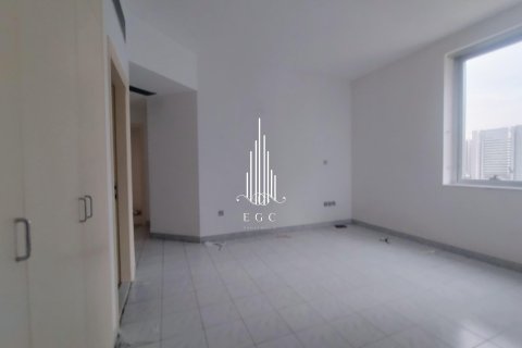 Снять в аренду квартиру в Khalifa Street, Абу-Даби, ОАЭ 4 спальни, 183.9м2, № 572846 - фото 10