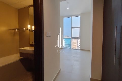 Apartmen di Corniche Road, Abu Dhabi, UAE 4 bilik tidur, 195.1 meter persegi № 572847 - foto 8