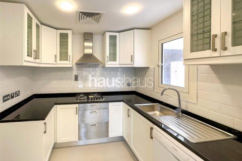 Villa til leie i The Lakes, Dubai, Emiratene 4 soverom, 535 kvm Nr. 626636 - Foto 17