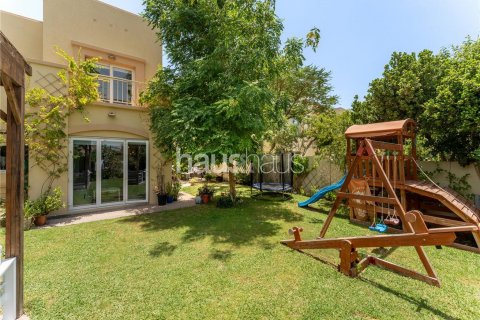Villa itt: The Springs, Dubai, EAE, 3 hálószoba, 251 m², azonosító: 626411