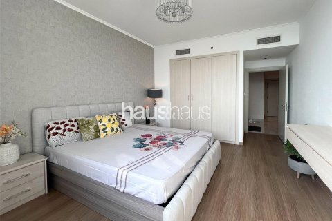Apartment til leje i The Views, Dubai, UAE 2 soveværelser, 153 kvm № 626495 - foto 10