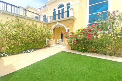 Villa em Jumeirah Park, Dubai, EAU 4 quartos, 386 m2 № 626413