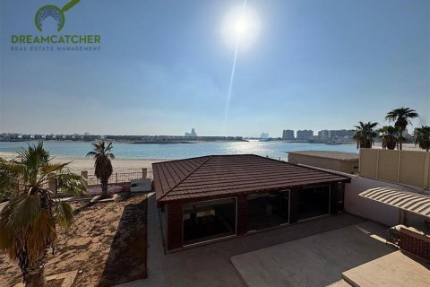וילה ב Al Hamra Village, Ras Al Khaimah, איחוד האמירויות 5 חדרי שינה, 1207.7 מ