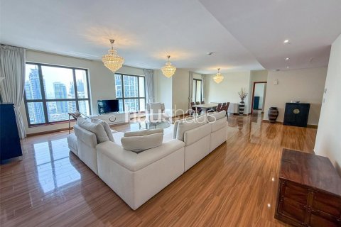 Apartament do wynajęcia w Jumeirah Beach Residence, Dubai, ZEA 4 sypialnie, 270 mkw., nr 626586 - zdjęcie 2