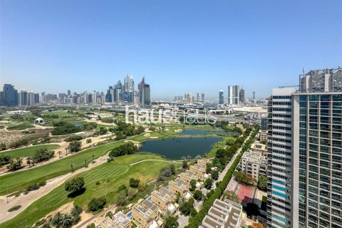Apartment in The Views, Dubai, UAE 2 bedrooms, 122 sq.m. № 626497