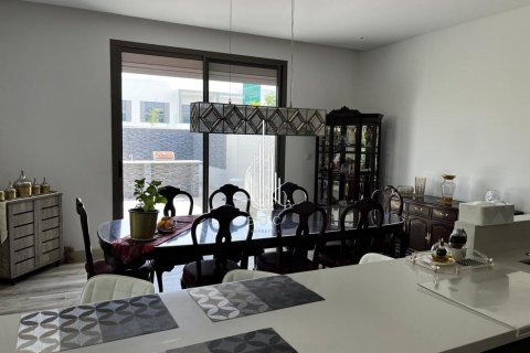 Rumah bandar di Yas Island, Abu Dhabi, UAE 3 bilik tidur, 360 meter persegi № 540645 - foto 12