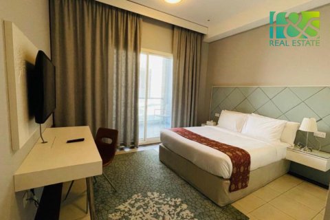 Villa te huur in Al Jazirah Al Hamra, Ras Al Khaimah, VAE 3 slaapkamers, 185.8 vr.m., nr 551783 - foto 12