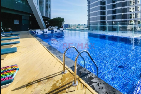 Huoneisto Business Bay, Dubai, Arabiemiraatit 3 makuuhuonetta, 126.7 m2 № 590128 - kuva 17