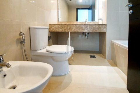 Apartment in Al Reem Island, Abu Dhabi, UAE 4 bedrooms, 238.5 sq.m. № 545093 - photo 18