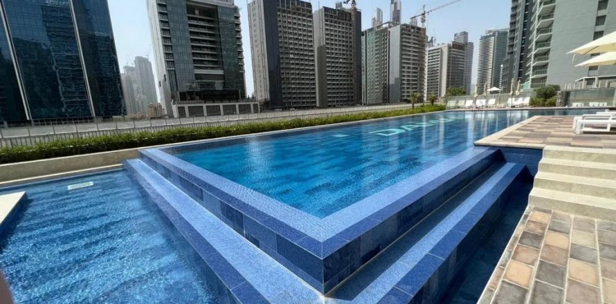 Apartemen di Dubai, UEA 2 kamar tidur, 92 m2 nomor 542306