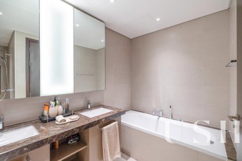 Dzīvoklis Downtown Dubai (Downtown Burj Dubai), Dubaijā, AAE 2 istabas, 155 m2 Nr. 620567 - attēls 12