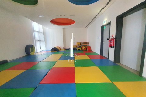 Terra para venda em Al Reem Island, Abu Dhabi, EAU 6922 m2 № 478365 - foto 4