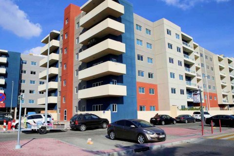 Projekt deweloperski AL REEF DOWNTOWN w Al Reef, Abu Dhabi, ZEA nr 198903