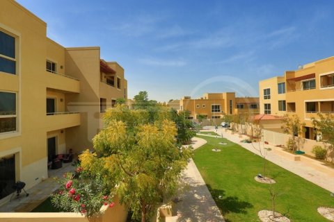 Vila u Al Raha Gardens, Abu Dhabi, UAE 4 spavaćih soba, 400 m2 Br. 407667 - fotografija 4
