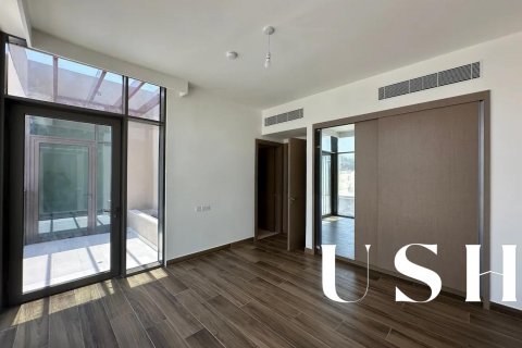 Al Furjan, Dubai, UAE의 임대용 빌라 침실 4개, 519제곱미터 번호 621121 - 사진 9