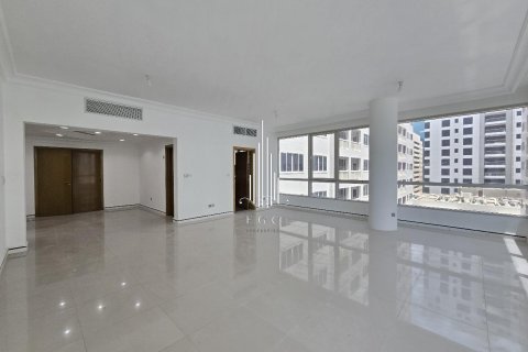 Apartament në Corniche Road, Abu Dhabi, Emiratet e Bashkuara Arabe 3 dhoma gjumi, 263.8 m2. № 535339