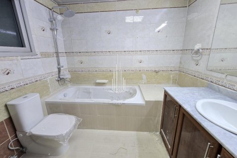 Apartament në Corniche Road, Abu Dhabi, Emiratet e Bashkuara Arabe 3 dhoma gjumi, 263.8 m2. № 535339 - Foto 20