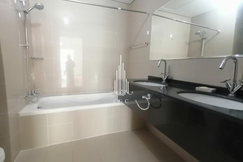 Apartment in Al Reem Island, Abu Dhabi, UAE 3 bedrooms, 223 sq.m. № 535340 - photo 23