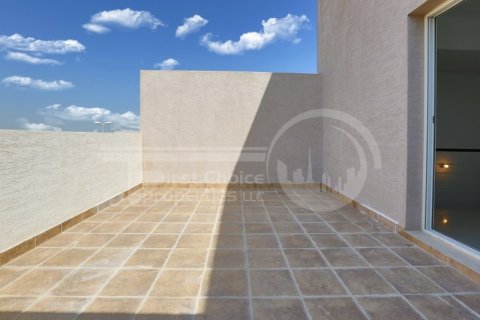 Al Reef, Abu Dhabi, UAE의 임대용 빌라 침실 3개, 225.2제곱미터 번호 410410 - 사진 15
