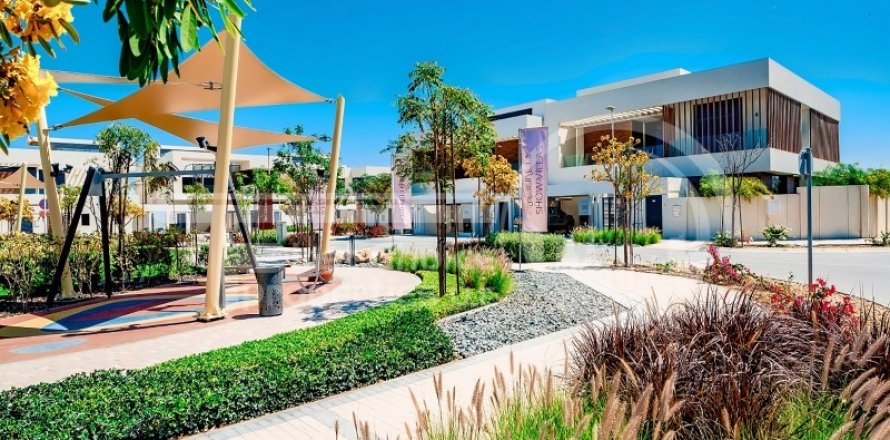 Vila na Yas Island, Abu Dhabi, UAE 5 spavaće sobe, 511.7 m2 Br. 410409
