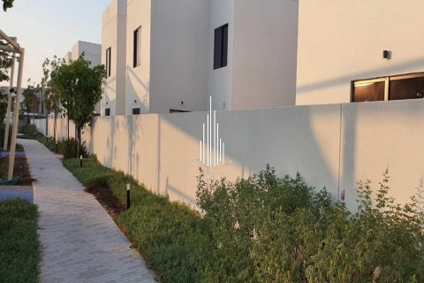 Villa Yas Island, Abu Dhabijā, AAE 4 istabas, 325.2 m2 Nr. 547185 - attēls 29