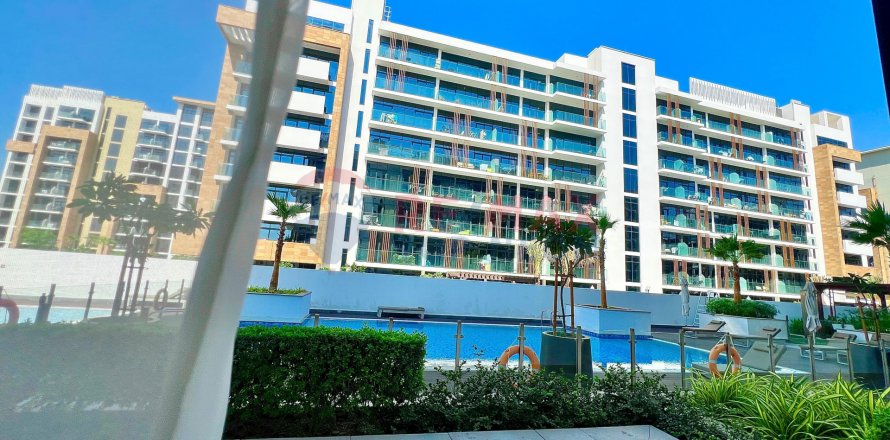Huoneisto Meydan, Dubai, Arabiemiraatit 3 makuuhuonetta, 159.7 m2 № 536557