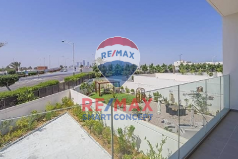 Radový dom na Saadiyat Island, Abu Dhabi, SAE 4 spálne, 611 m2 č. 446384 - Fotografia 4