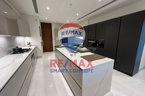 Abu Dhabi, UAE의 판매용 빌라 침실 6개, 850제곱미터 번호 533081 - 사진 9