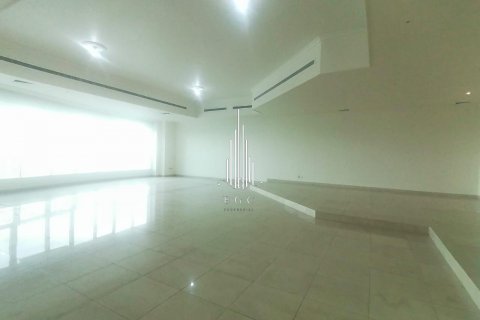 Apartemen di Al Khalidiya, Abu Dhabi, UEA 4 kamar tidur, 260.1 m2 nomor 572774 - foto 13