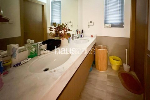 Shtëpi në qytet në Dubai Land, Dubai, Emiratet e Bashkuara Arabe 3 dhoma gjumi, 210 m2. № 625595 - Foto 8