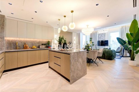 Müüa korter asukohaga Jumeirah Beach Residence, Dubai, AÜE: 2 magamistoaga, 131 m² Nr 625596 - pilt 4