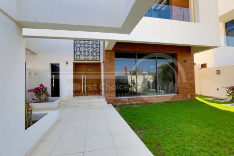 Vila na Yas Island, Abu Dhabi, UAE 4 spavaće sobe, 430.4 m2 Br. 407545 - Slika 17